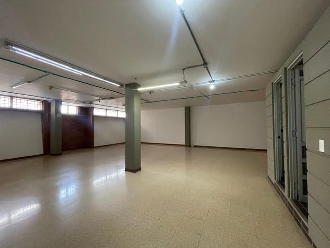Oficina en arriendo en Laureles, Medellín, 95 m² · foto 6 de 10