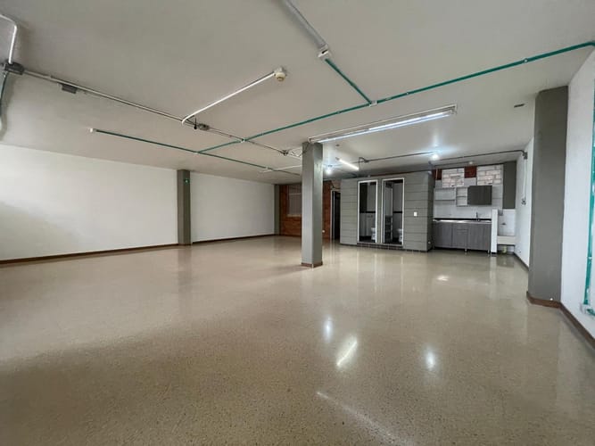 Oficina en arriendo en Laureles, Medellín, 95 m² · foto 7 de 10