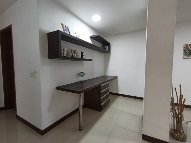 Apartamento de 2 alcobas en arriendo en La Florida, Medellín, 120 m² · foto 5 de 18