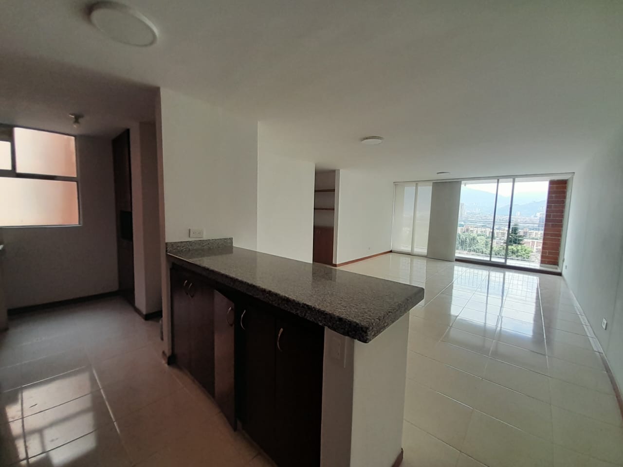 Apartamento en arriendo en Las Antillas, Envigado · foto 6 de 20