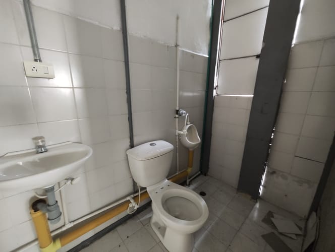 Bodega en arriendo en San Diego, Medellín, 215 m² · foto 11 de 12