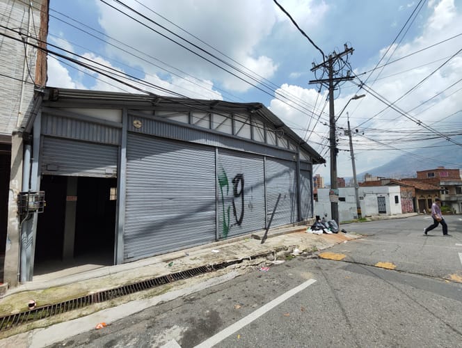 Bodega en arriendo en San Diego, Medellín, 215 m² · foto 12 de 12