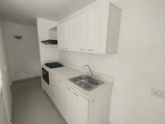 Apartamento de 3 alcobas en arriendo en Monteazul, Sabaneta, 78 m² · foto 3 de 19