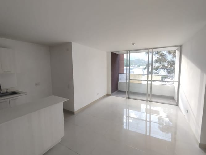 Apartamento de 3 alcobas en arriendo en Monteazul, Sabaneta, 78 m² · foto 5 de 19