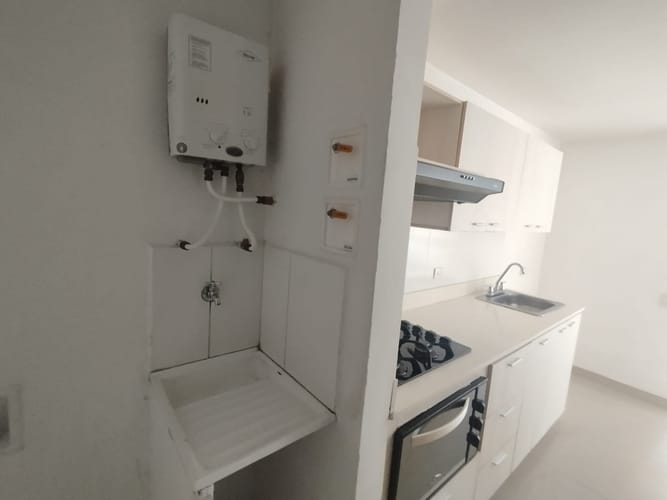 Apartamento de 3 alcobas en arriendo en Monteazul, Sabaneta, 78 m² · foto 12 de 19