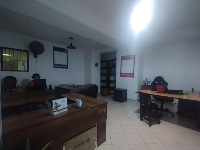 Edificio en arriendo en Prado, Medellín, 2368 m² · foto 7 de 20
