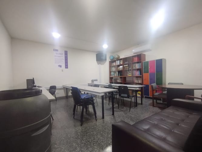 Edificio en arriendo en Prado, Medellín, 2368 m² · foto 12 de 20