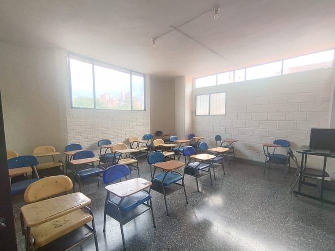 Edificio en arriendo en Prado, Medellín, 2368 m² · foto 19 de 20
