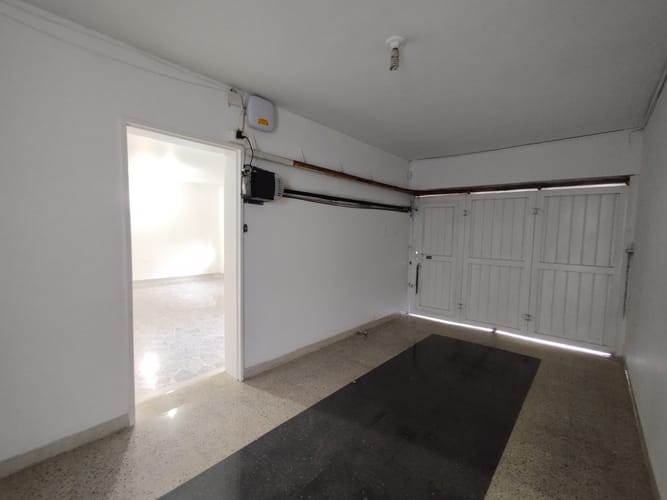 Casa de 4 alcobas en arriendo en Laureles, Medellín, 240 m² · foto 9 de 20