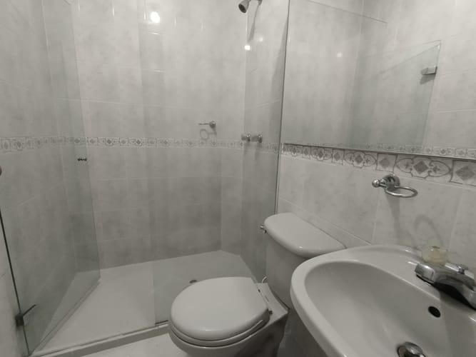 Casa de 4 alcobas en arriendo en Laureles, Medellín, 240 m² · foto 13 de 20