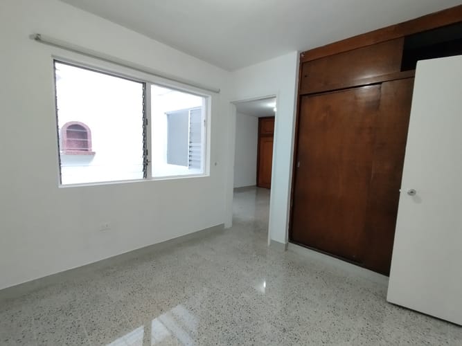 Casa de 4 alcobas en arriendo en Laureles, Medellín, 240 m² · foto 18 de 20