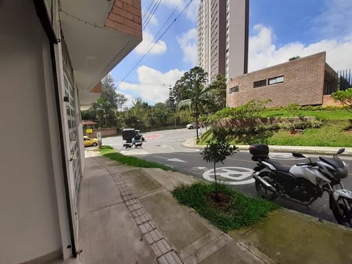 Local en arriendo en Suramérica, Itagüí, 85 m² · foto 9 de 10