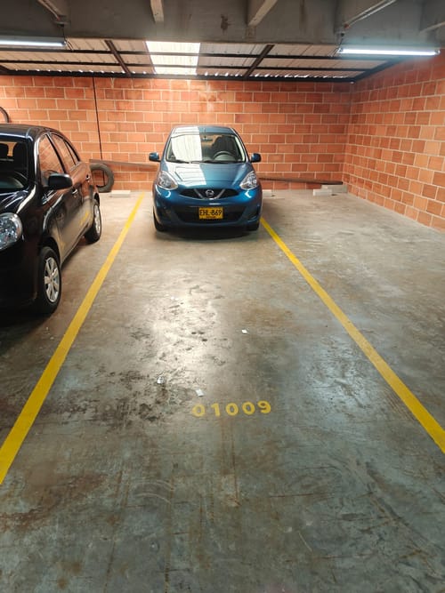 Apartamento de 20 alcobas en arriendo en Laureles, Medellín, 70 m² · foto 2 de 2