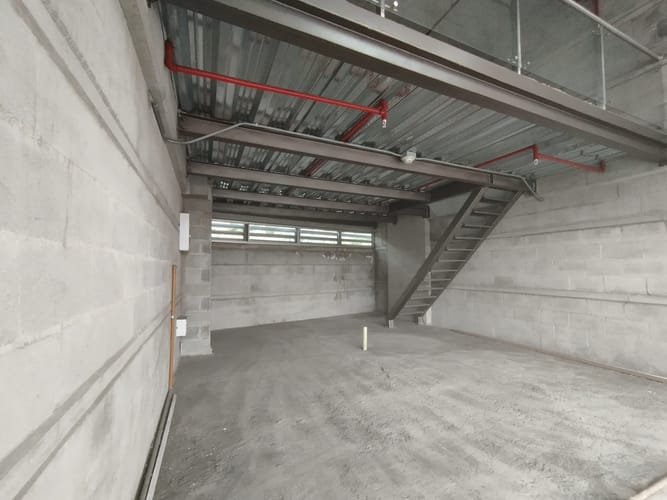 Local en arriendo en Loma Del Esmeraldal, Envigado, 20 m² · foto 2 de 7