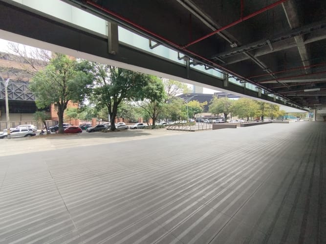 Oficina en arriendo en Conquistadores, Medellín, 114 m² · foto 13 de 13
