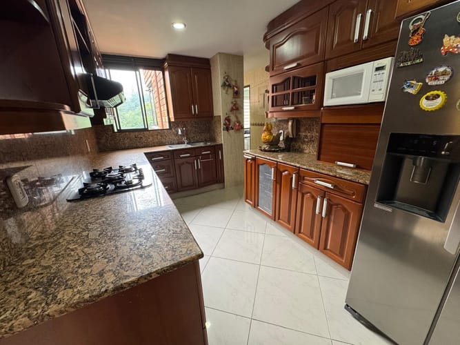 Apartamento en arriendo en El Poblado, Medellín · foto 14 de 20