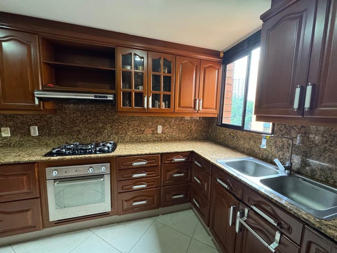 Apartamento en arriendo en El Poblado, Medellín · foto 15 de 20