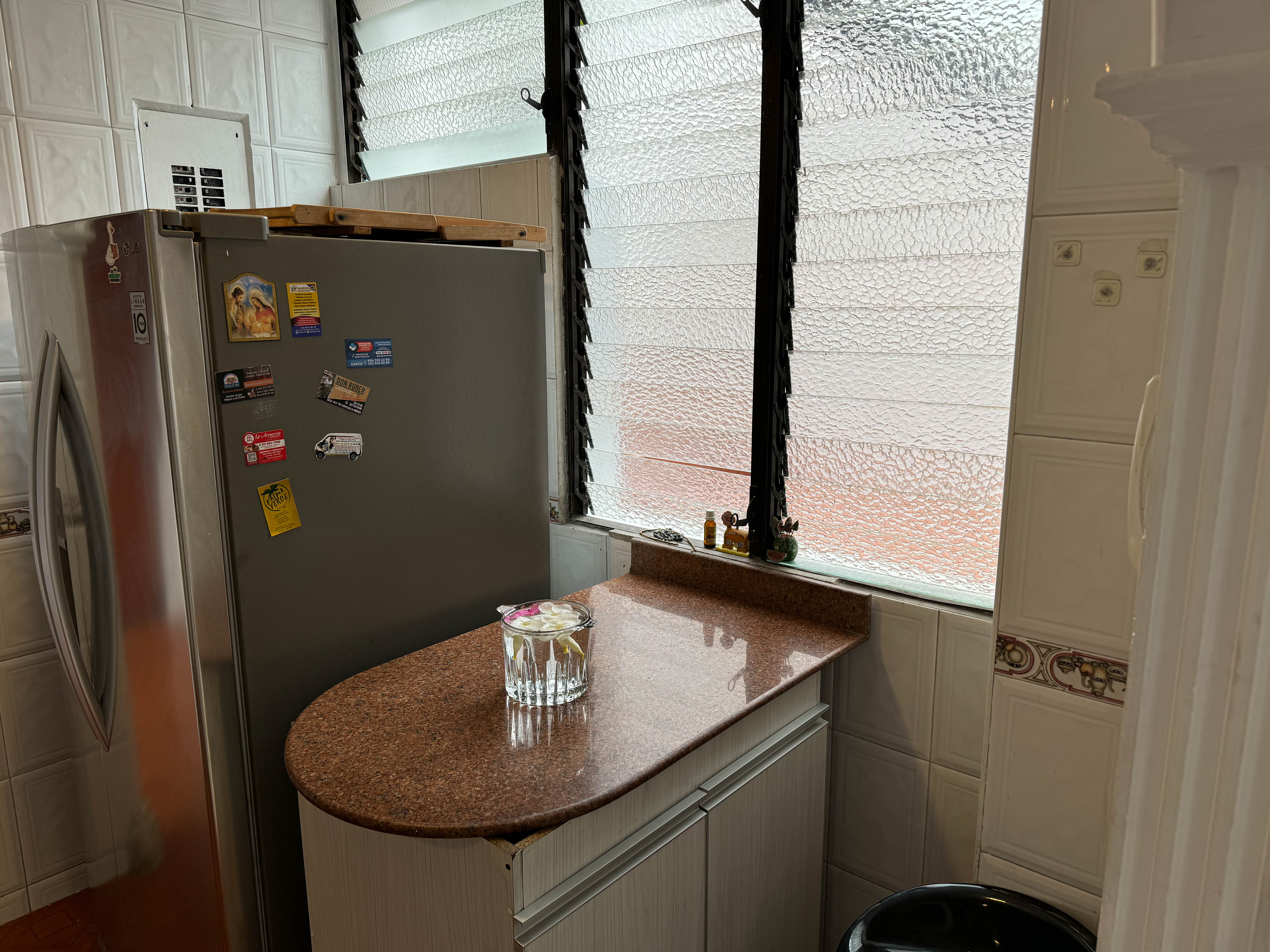 Apartamento en arriendo en Laureles, Medellín · foto 3 de 13