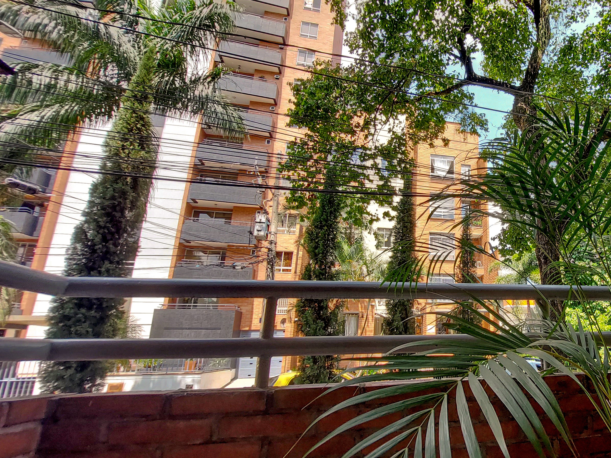 Apartamento en arriendo en Laureles, Medellín · foto 6 de 13