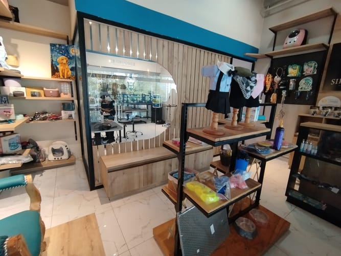 Local en arriendo en El Poblado, Medellín, 50 m² · foto 3 de 14