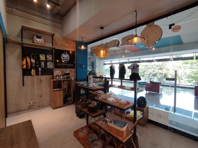 Local en arriendo en El Poblado, Medellín, 50 m² · foto 5 de 14