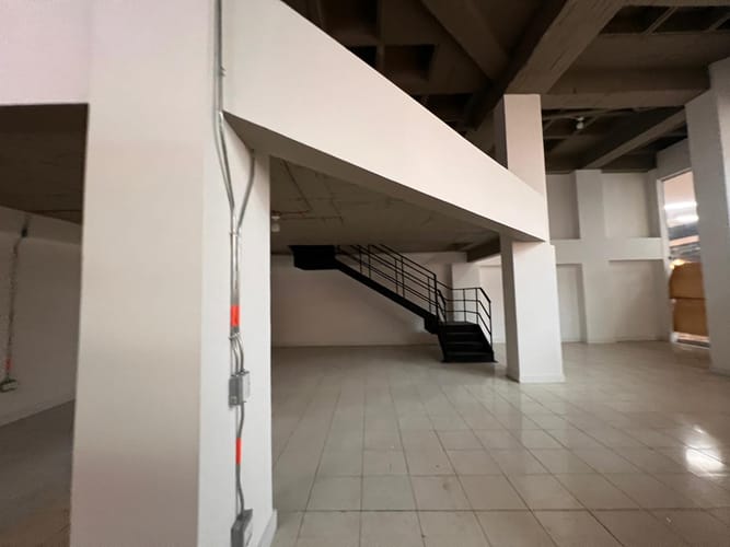 Local en arriendo en Laureles, Medellín, 144 m² · foto 6 de 15