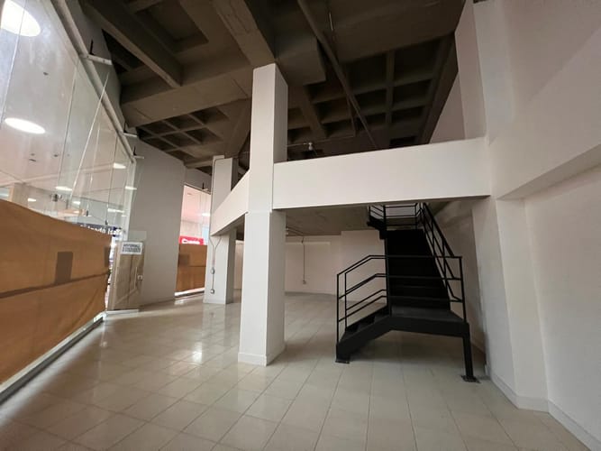 Local en arriendo en Laureles, Medellín, 144 m² · foto 13 de 15