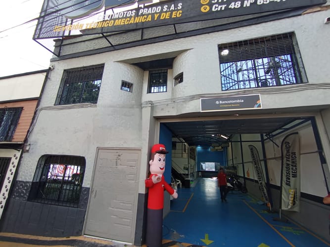 Bodega en arriendo en Prado, Medellín, 200 m² · foto 2 de 16
