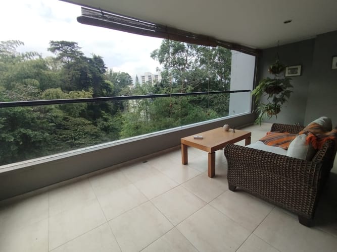 Apartamento de 3 alcobas en arriendo en El Diamante No. 2, Medellín, 133 m² · foto 2 de 15