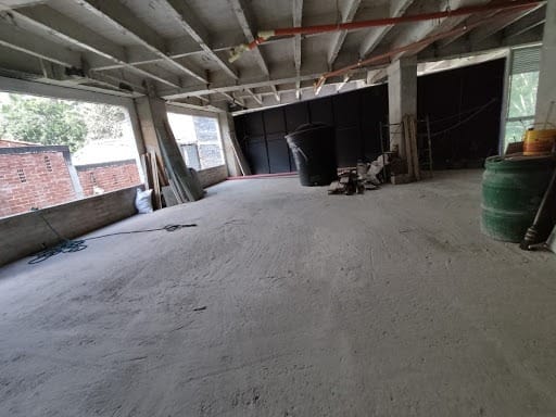 Local en arriendo en Camino Verde, Envigado, 48 m² · foto 2 de 9