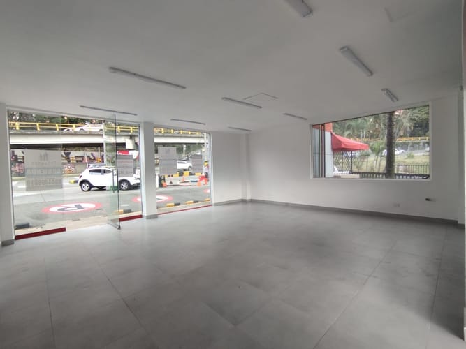 Local en arriendo en San Diego, Medellín, 90 m² · foto 13 de 14