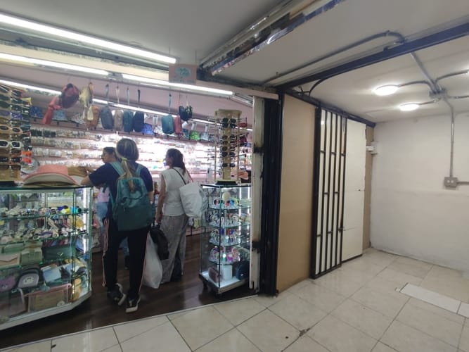 Local en arriendo en La Candelaria, Medellín, 6 m² · foto 4 de 11