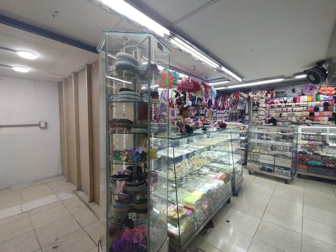 Local en arriendo en La Candelaria, Medellín, 6 m² · foto 5 de 11