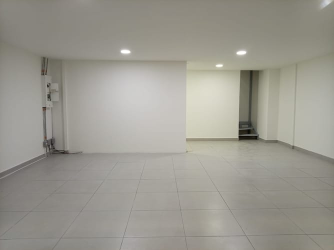 Local en arriendo en Robledo, Medellín, 63 m² · foto 2 de 14