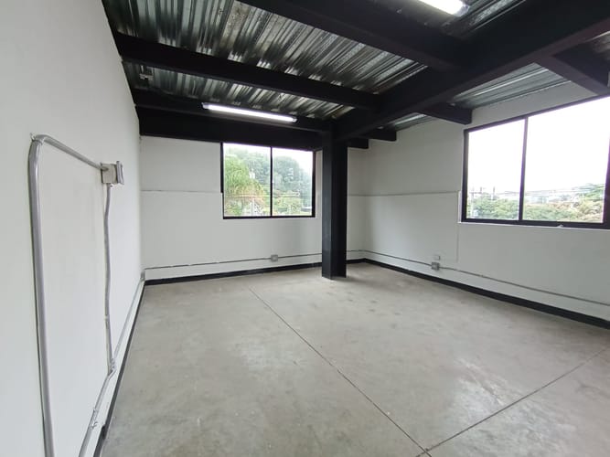Local en arriendo en Trinidad, Medellín, 150 m² · foto 5 de 10