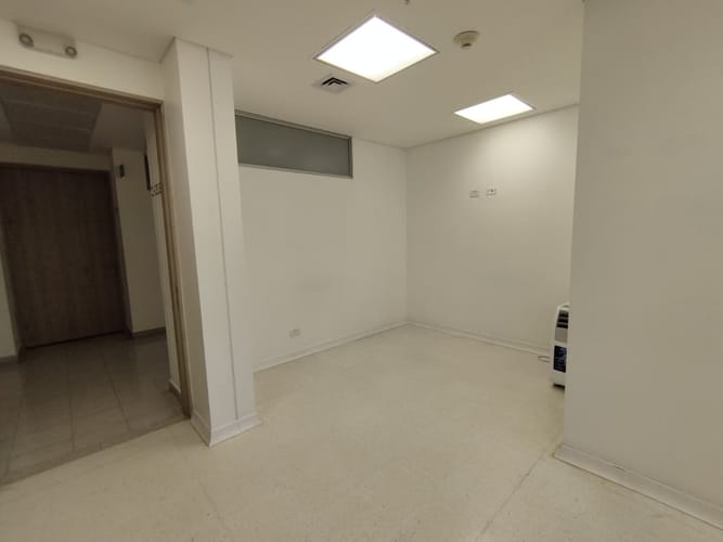 Consultorio en arriendo en La Ceja, 30 m² · foto 6 de 8