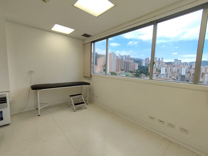 Consultorio en arriendo en La Ceja, 30 m² · foto 7 de 8
