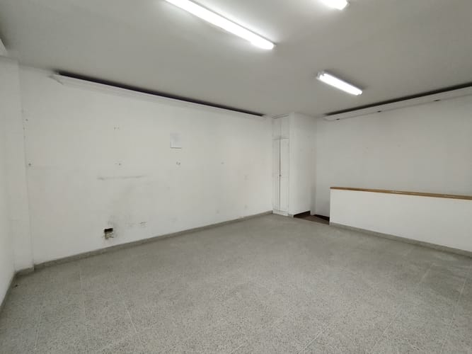 Local en arriendo en Zuñiga, Envigado, 56 m² · foto 2 de 11