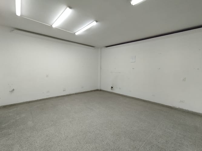 Local en arriendo en Zuñiga, Envigado, 56 m² · foto 3 de 11