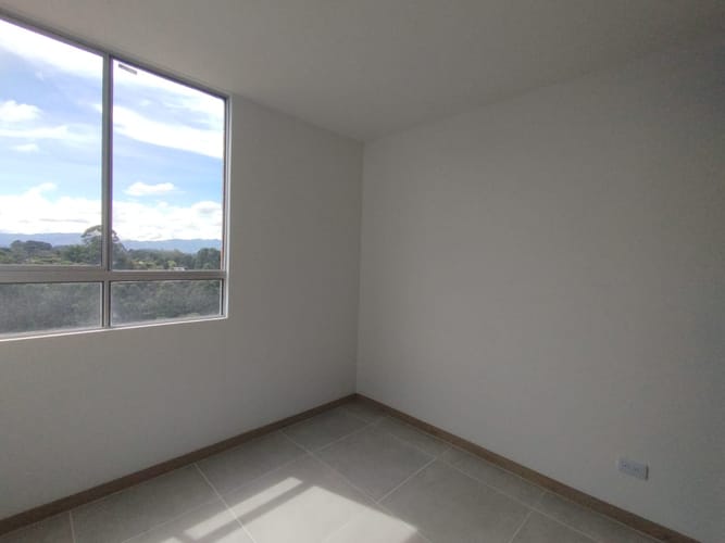Apartamento de 2 alcobas en arriendo en Los Colegios, Rionegro, 75 m² · foto 6 de 14
