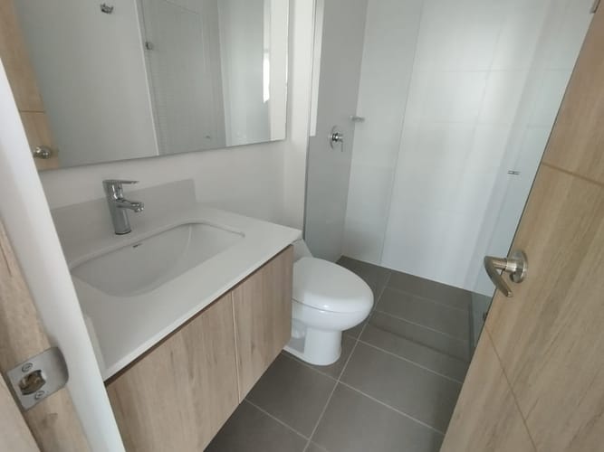 Apartamento de 2 alcobas en arriendo en Los Colegios, Rionegro, 75 m² · foto 7 de 14