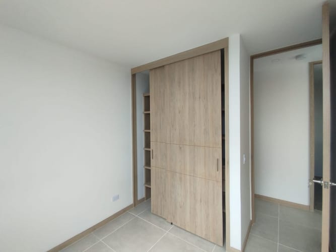 Apartamento de 2 alcobas en arriendo en Los Colegios, Rionegro, 75 m² · foto 8 de 14