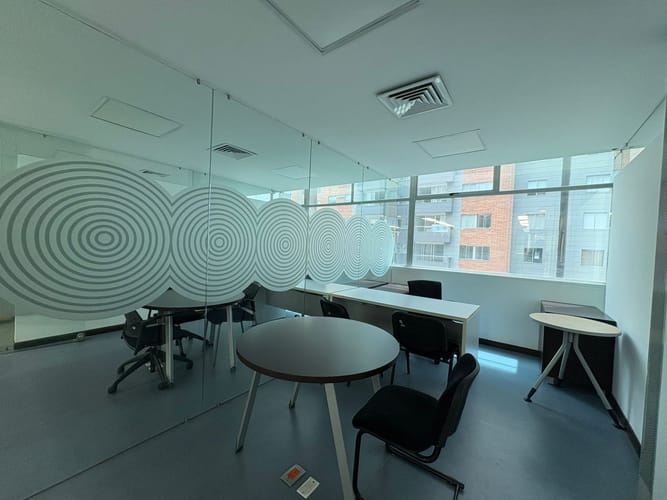 Oficina en arriendo en Villa Carlota, Medellín, 509 m² · foto 5 de 20