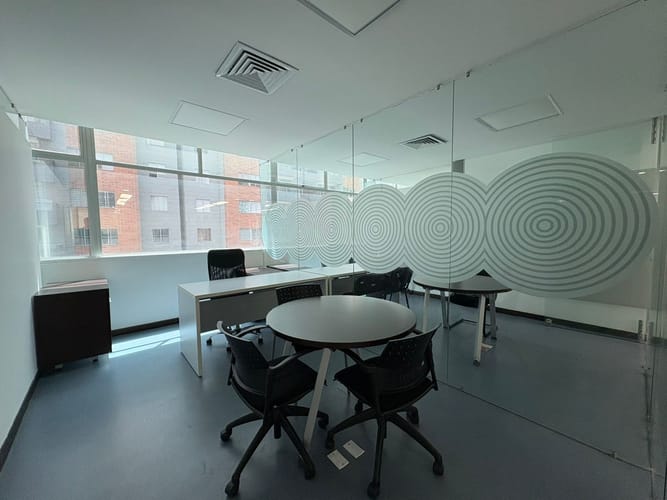 Oficina en arriendo en Villa Carlota, Medellín, 509 m² · foto 7 de 20
