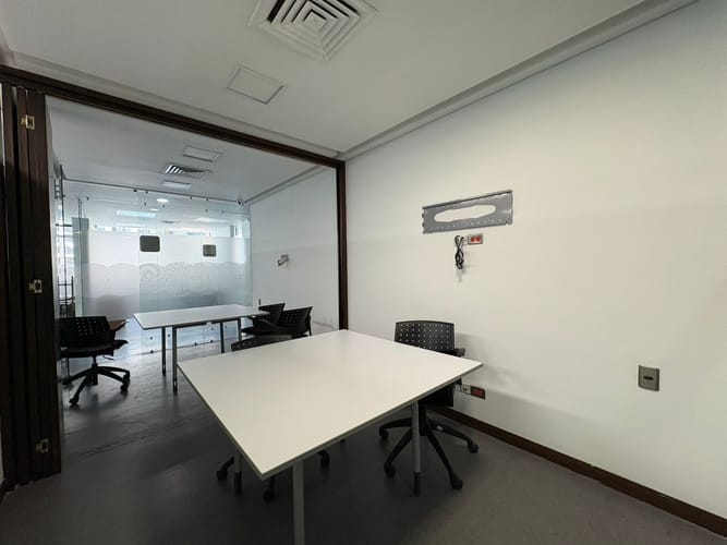 Oficina en arriendo en Villa Carlota, Medellín, 509 m² · foto 11 de 20