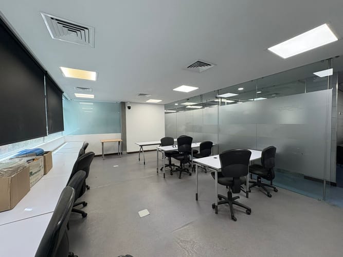 Oficina en arriendo en Villa Carlota, Medellín, 509 m² · foto 12 de 20