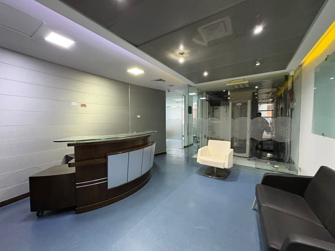 Oficina en arriendo en Villa Carlota, Medellín, 509 m² · foto 14 de 20