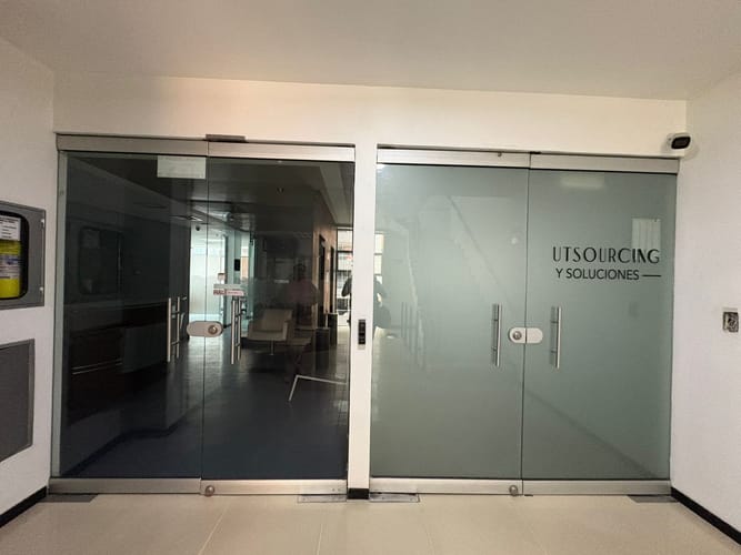 Oficina en arriendo en Villa Carlota, Medellín, 509 m² · foto 16 de 20