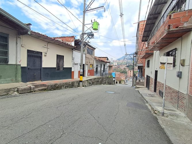 Casa de 2 alcobas en arriendo en Buenos Aires, Medellín, 90 m² · foto 18 de 18