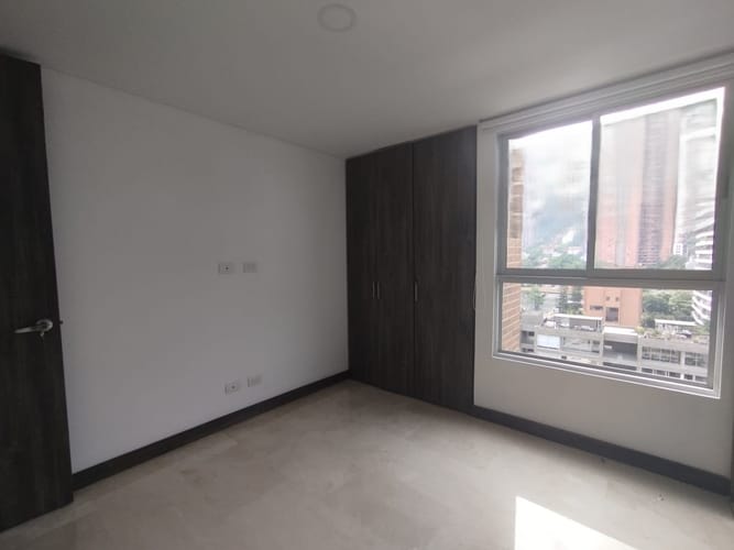 Apartamento de 3 alcobas en arriendo en El Poblado, Medellín, 125 m² · foto 15 de 20